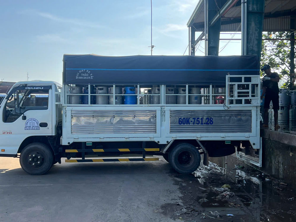 cho-thue-xe-tai-van-chuyen-01.jpg cho-thue-xe-tai-van-chuyen-01.jpg